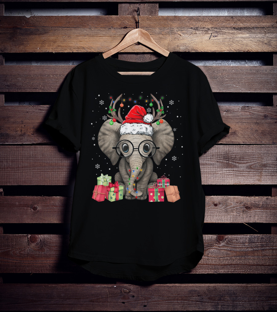 Christmas Cute Elephant Santa Reindeer With Gifts And Snowflakes T-Shirt