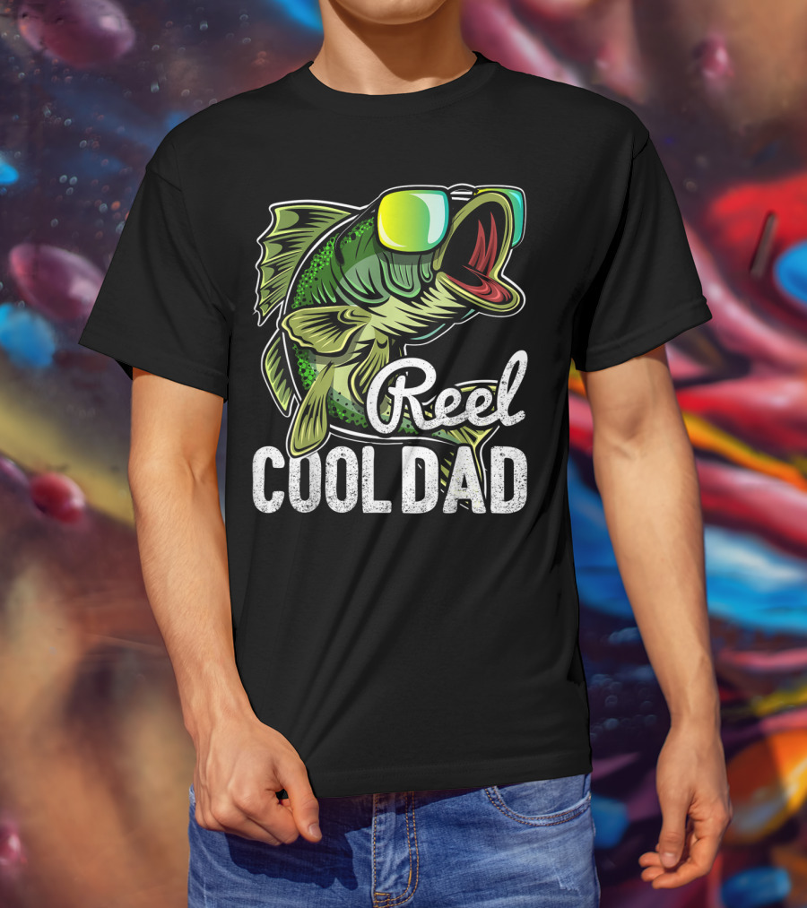 Reel Cool Dad Fishing Sunglasses Bass T-Shirt