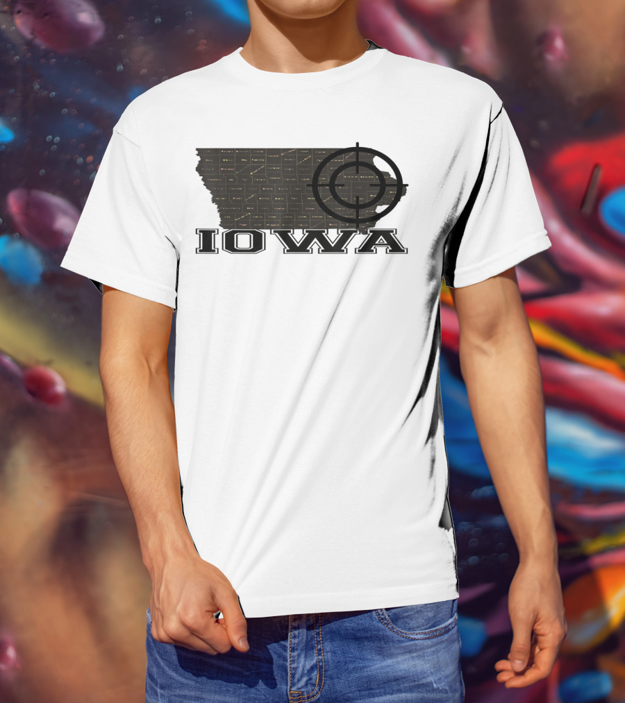 Iowa Map Vintage Fun Black With Target Overlay T-Shirt