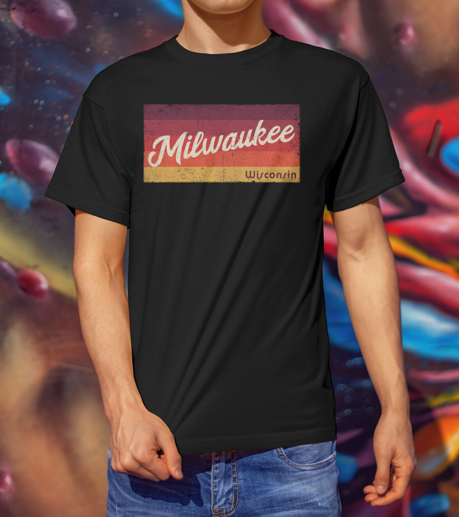 Milwaukee Wisconsin Vintage Retro Stripes T-Shirt