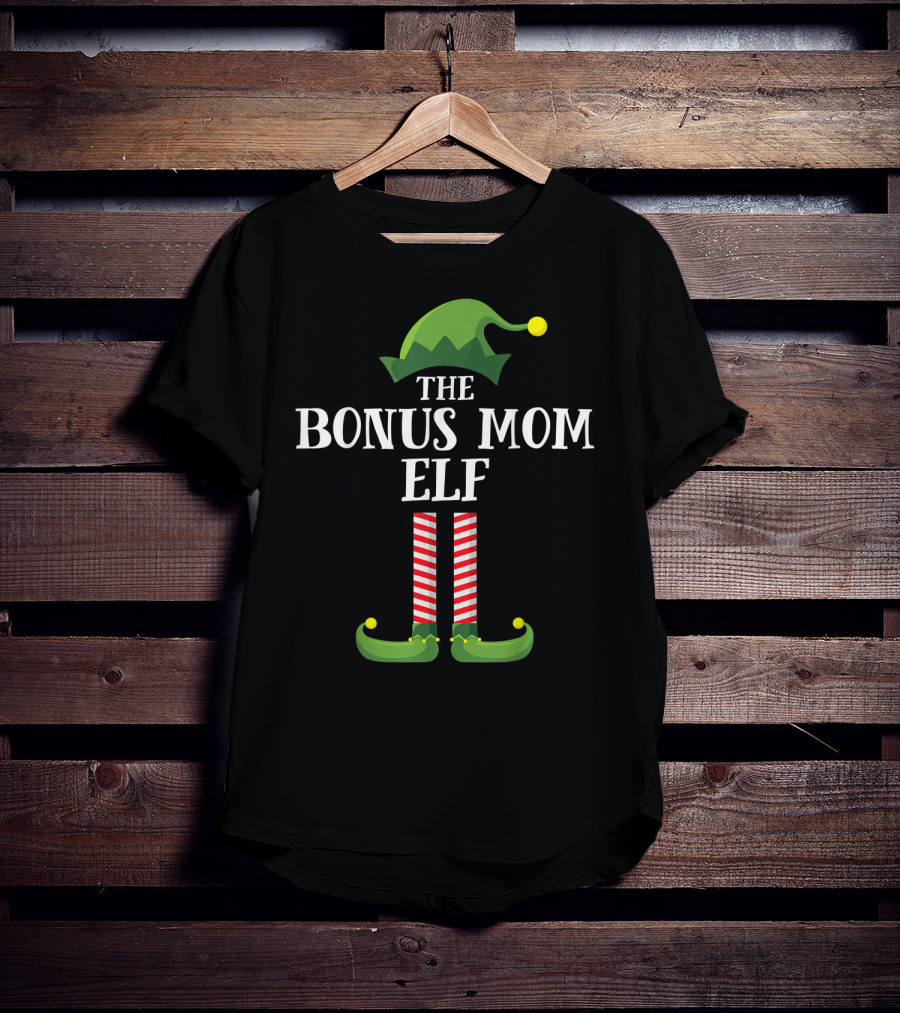 Festive Bonus Mom Elf Christmas Family Matching T-Shirt