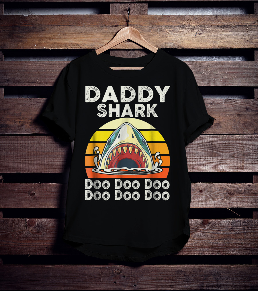 Daddy Shark Doo Doo Doo Doo Doo Doo Funny Sunset Shark Face T-Shirt