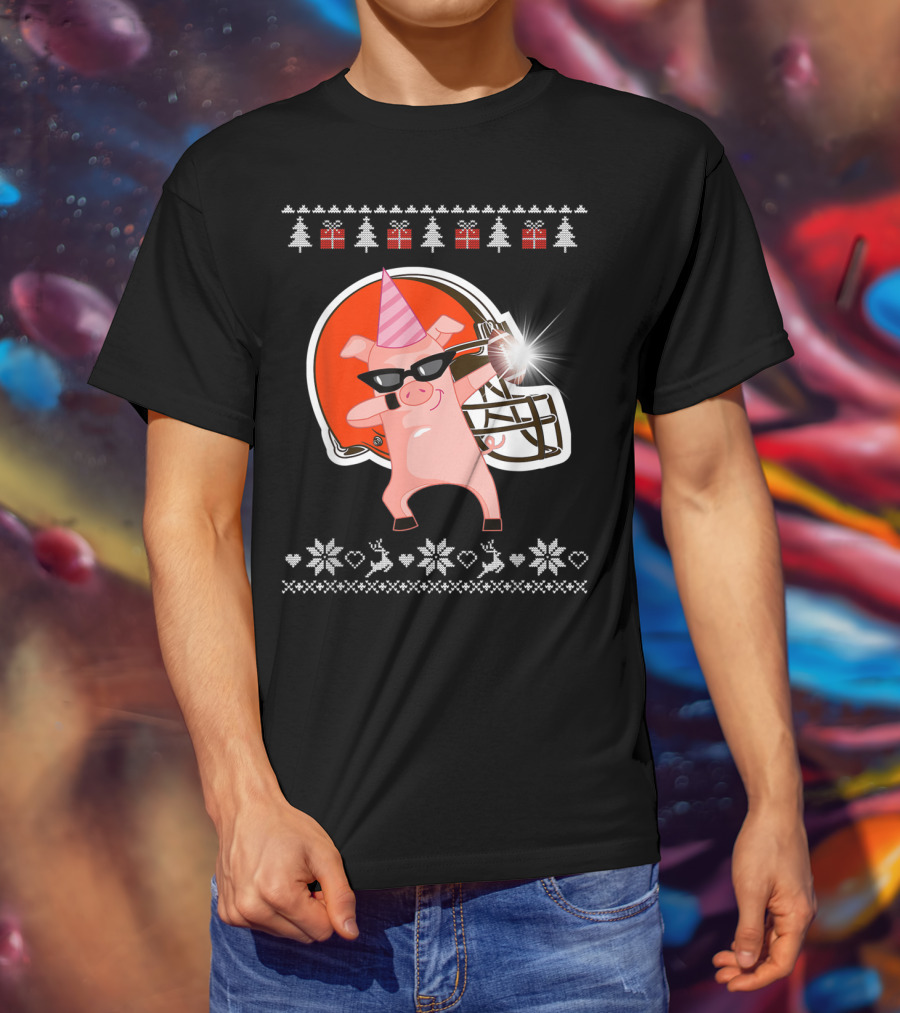Merry Christmas Pig Dabbing Football Team Santa Hat Sunglasses Christmas Tree Reindeer Snowflakes T-Shirt