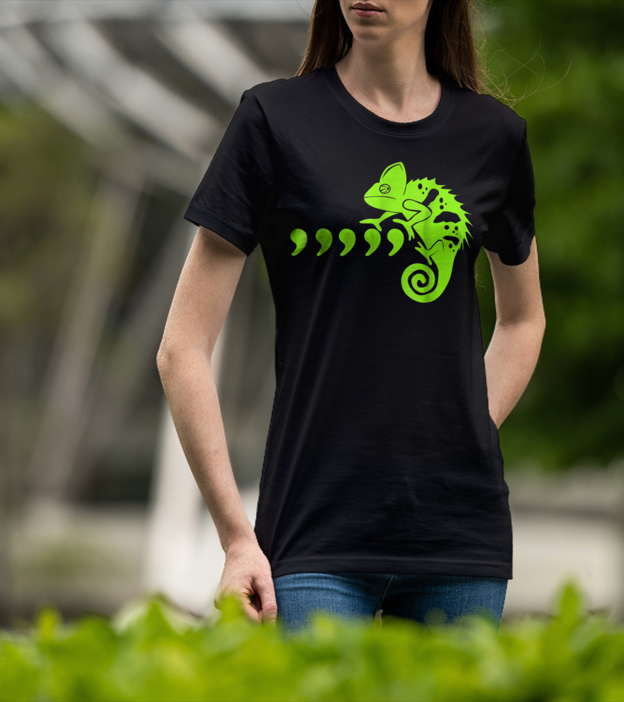 Comma Chameleon Love Country Music T-Shirt