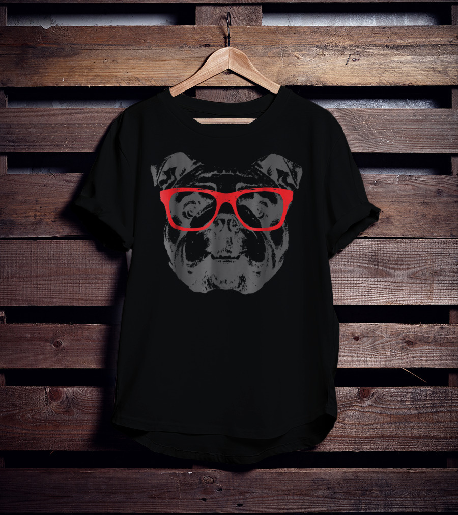 English Bulldog Red Glasses Nice T-Shirt