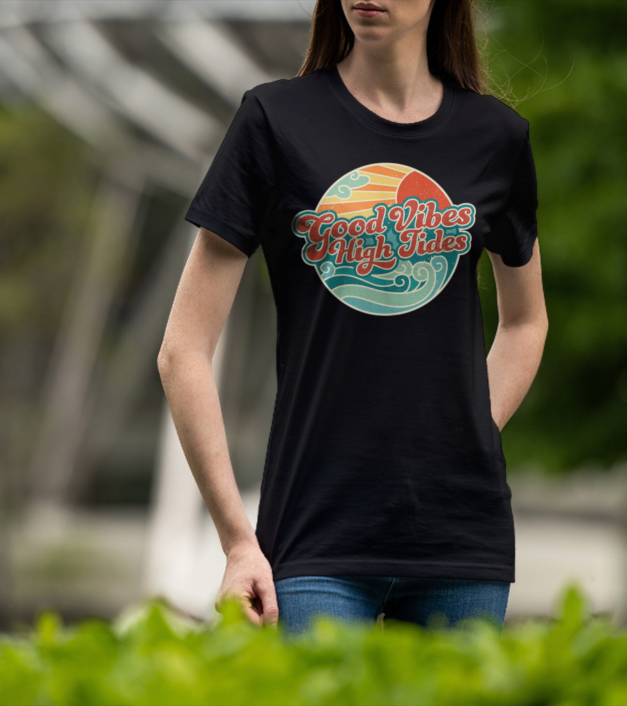 Good Vibes High Tides 60s Summer Retro Ocean Sunset Waves T-Shirt