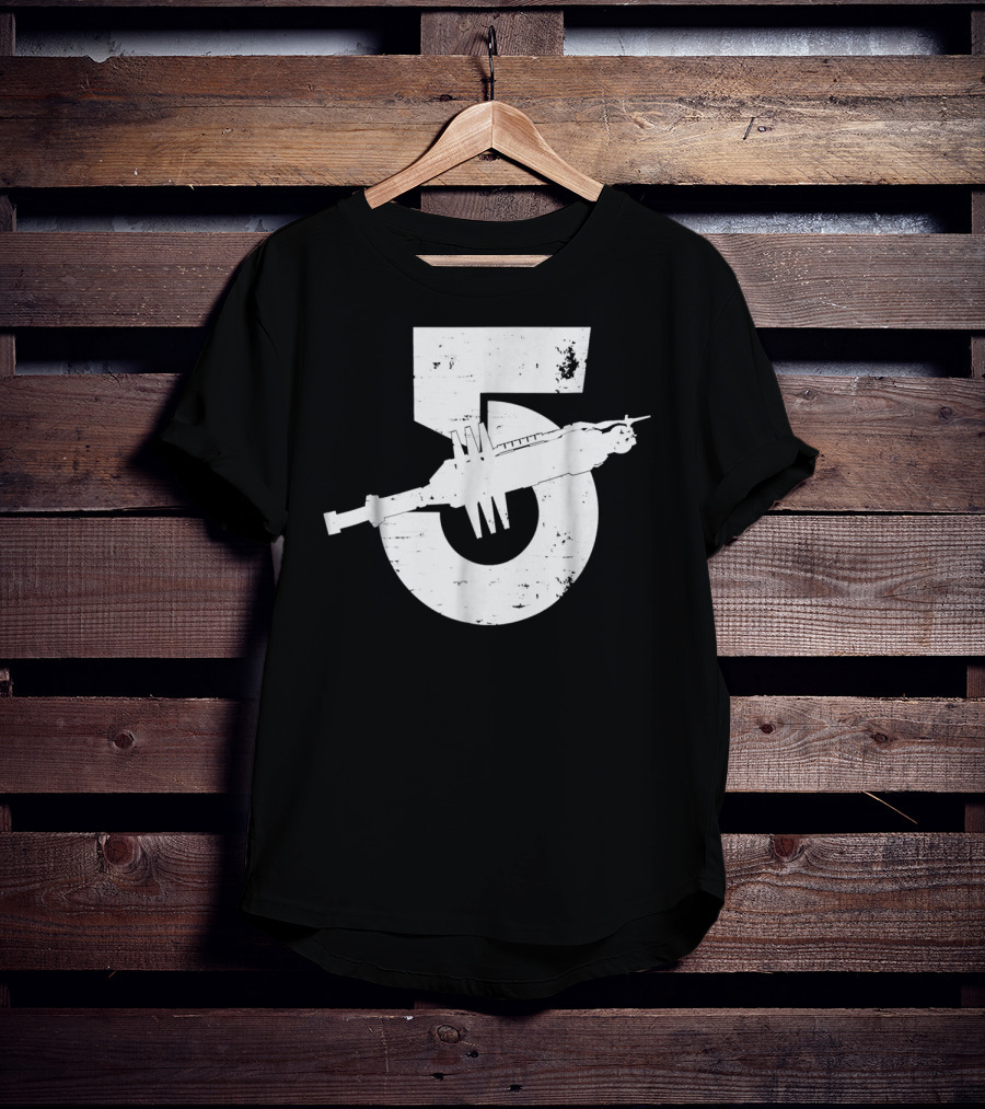 Babylon 5 Space Station Silhouette And Number 5 T-Shirt