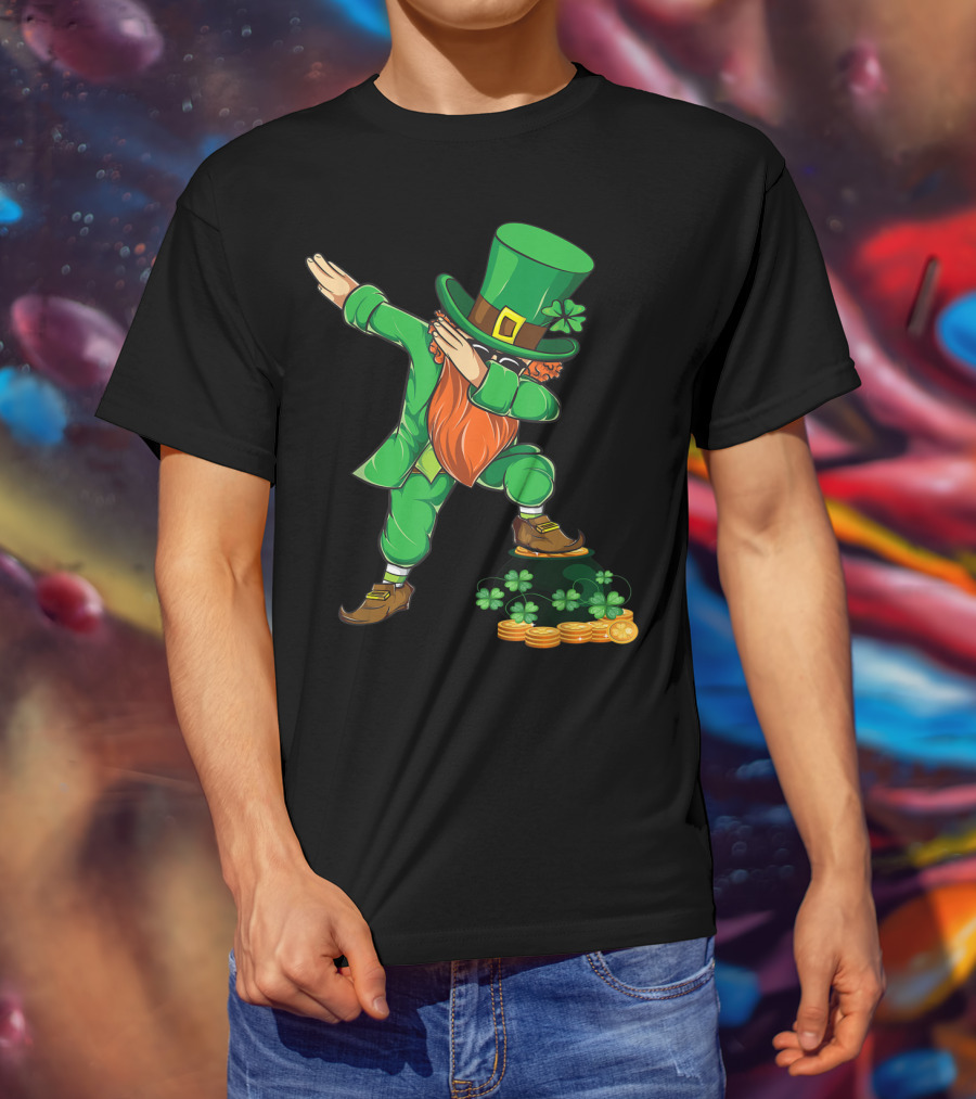 St Patricks Day Dabbing Leprechaun With Shamrocks And Gold Coins T-Shirt