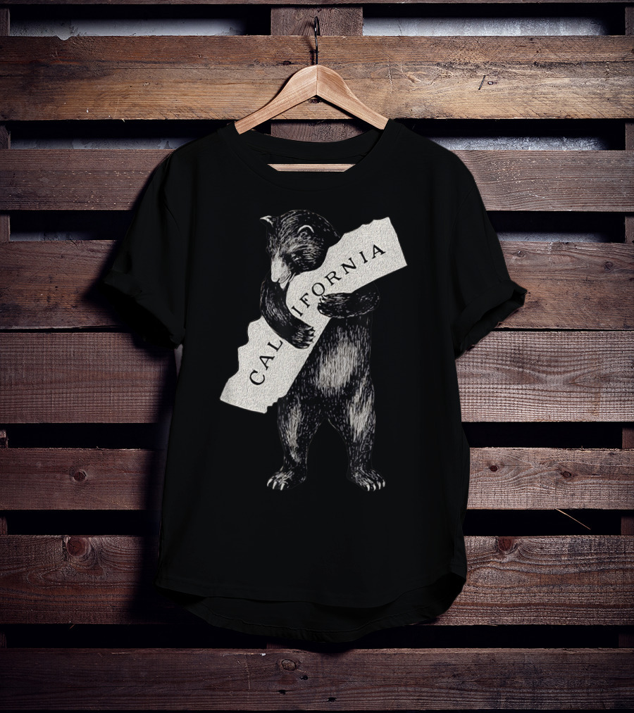 Retro I Love California Bear Hugging State Vintage Cali T-Shirt