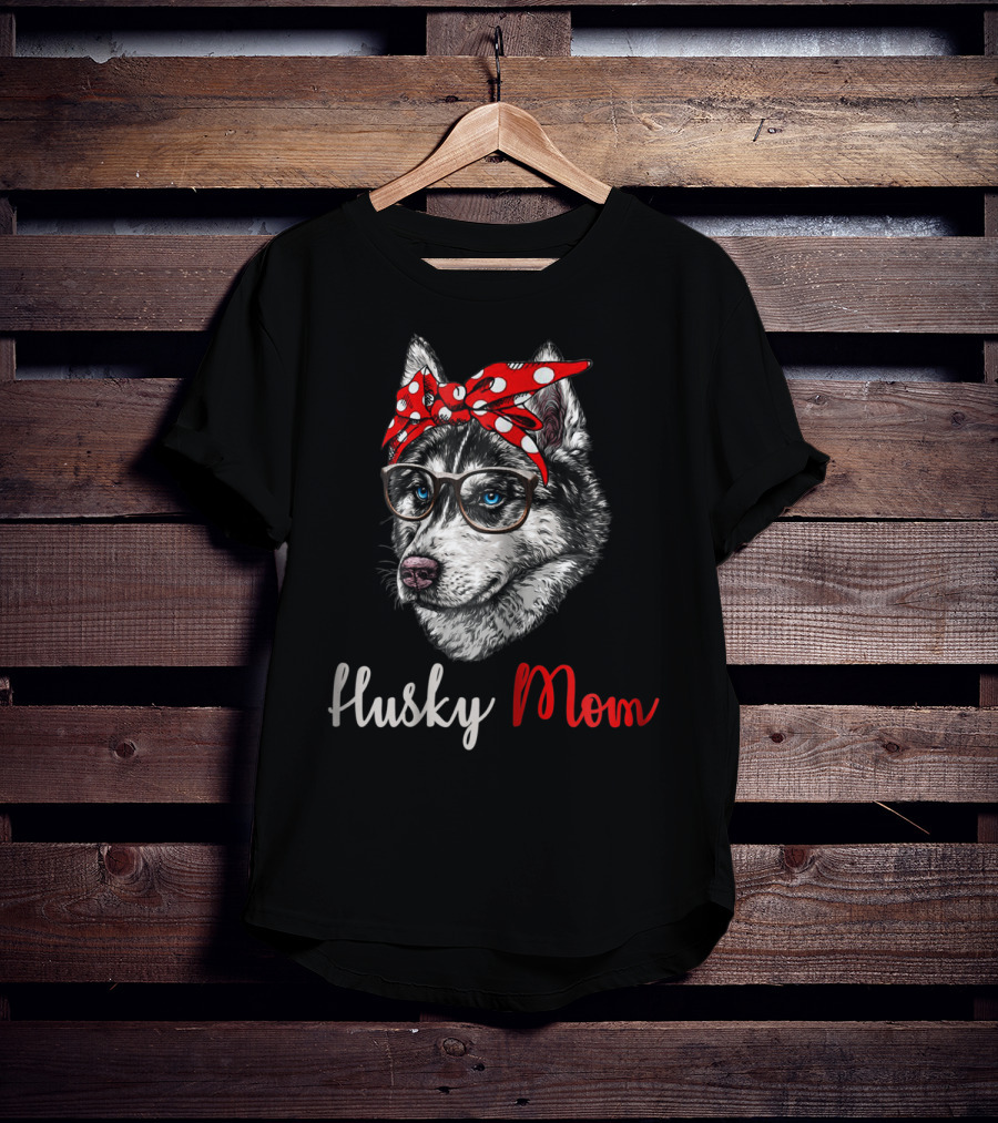 Husky Mom Funny Bandana Glasses Dog T-Shirt