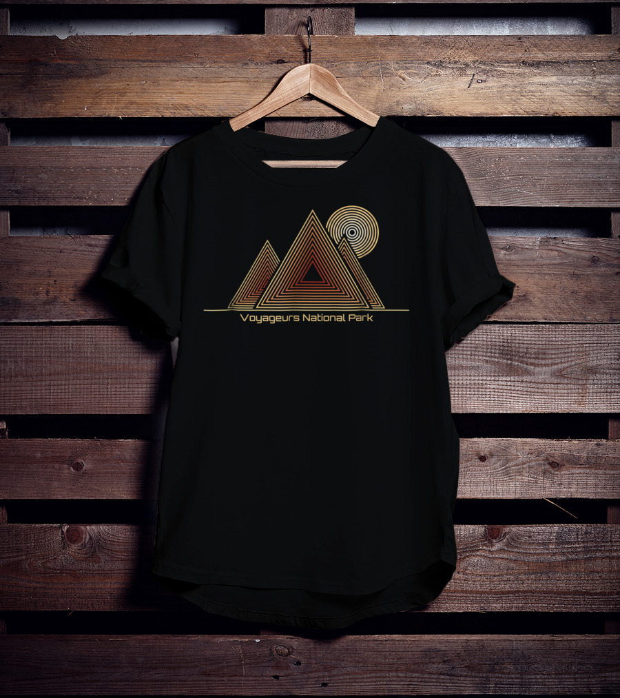 Voyageurs National Park Vintage Geometric Sun And Mountains T-Shirt