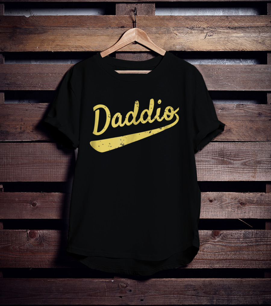 Daddio Cool Vintage Classic Style Mens T-Shirt