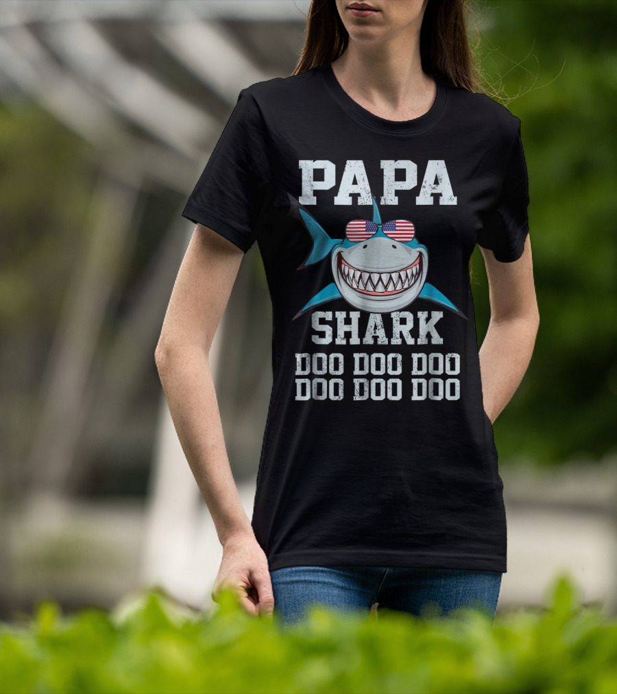 Papa Shark Doo Doo Doo Doo American Flag Sunglasses Fathers T-Shirt