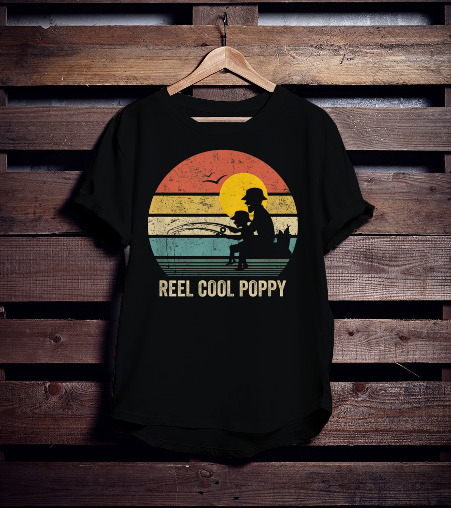 Reel Cool Poppy Vintage Fisherman Father's Retro Style Sun T-Shirt