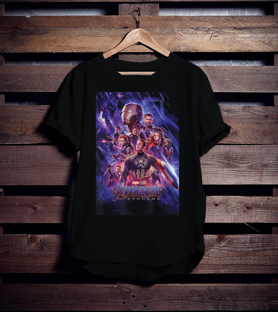 Marvel Studios Avengers Endgame Iconic Heroes Space Group Shot T-Shirt