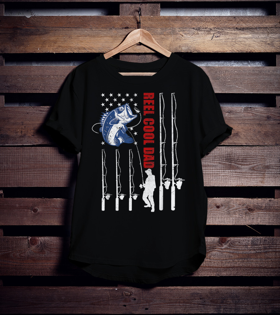 Reel Cool Dad Vintage Fishing USA Flag Mens Fish Rods T-Shirt