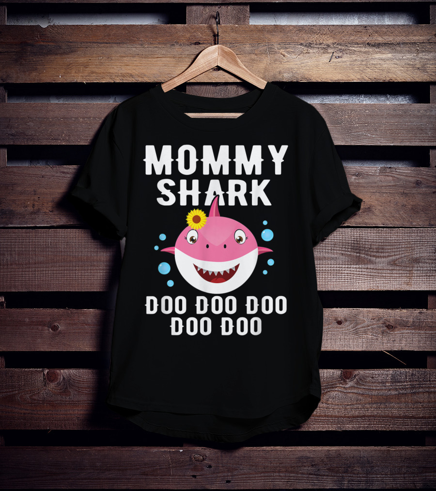 Mommy Shark Doo Doo Doo Doo Funny Kids Video Baby T-Shirt