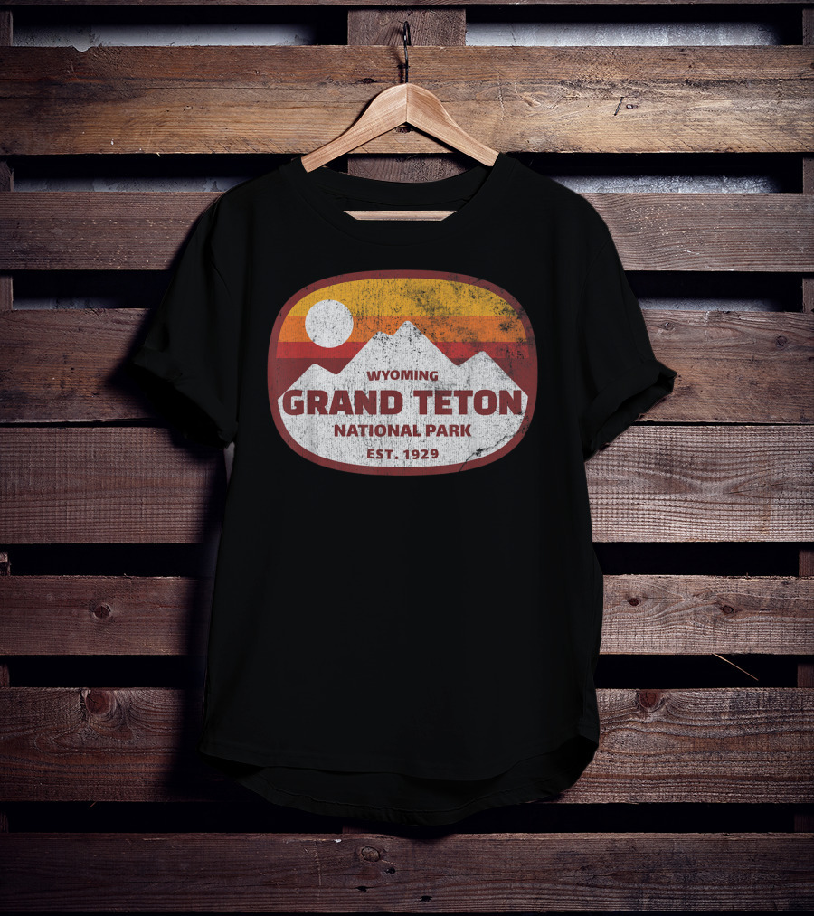 Wyoming Grand Teton National Park Est. 1929 Retro T-Shirt