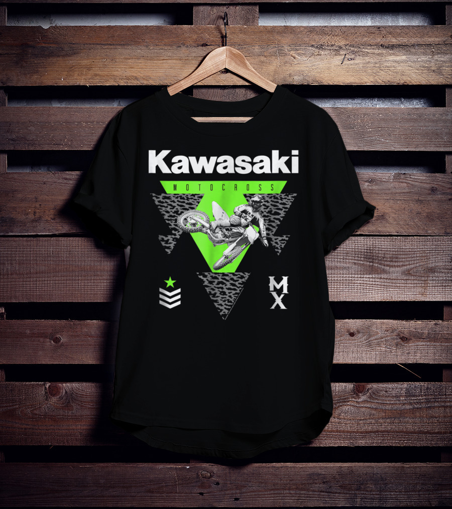 Kawasaki Motocross Classic Look 27272 MX Rider With Green Triangle And Chevron Star T-Shirt
