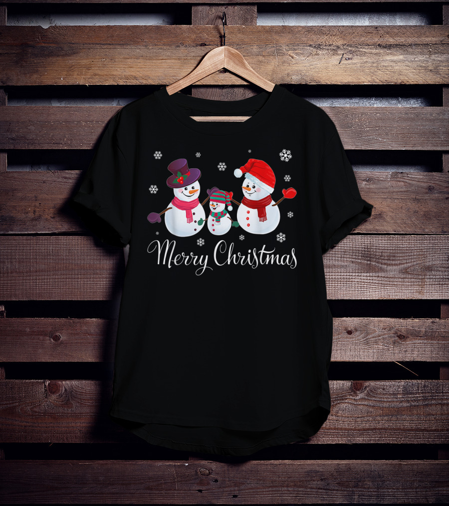 Merry Christmas Family Snowman Snowflakes Holiday Scene T-Shirt