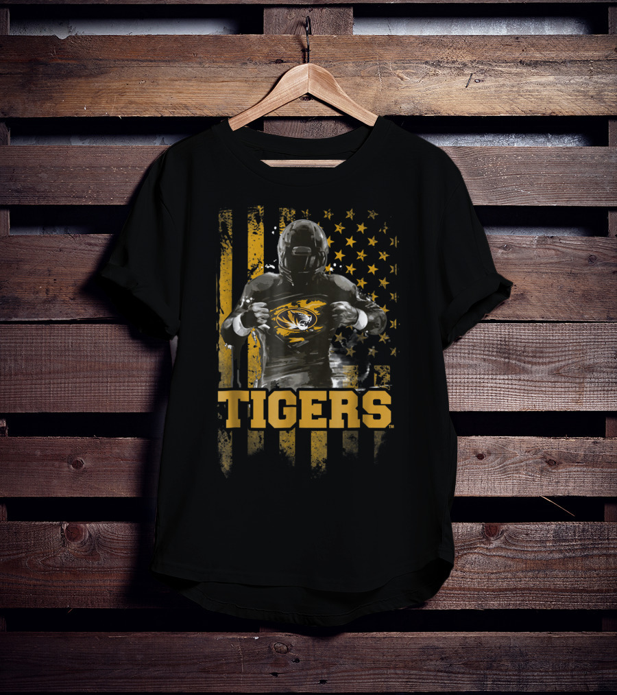 Tigers Football Mizzou Flag And Player Stars T-Shirt