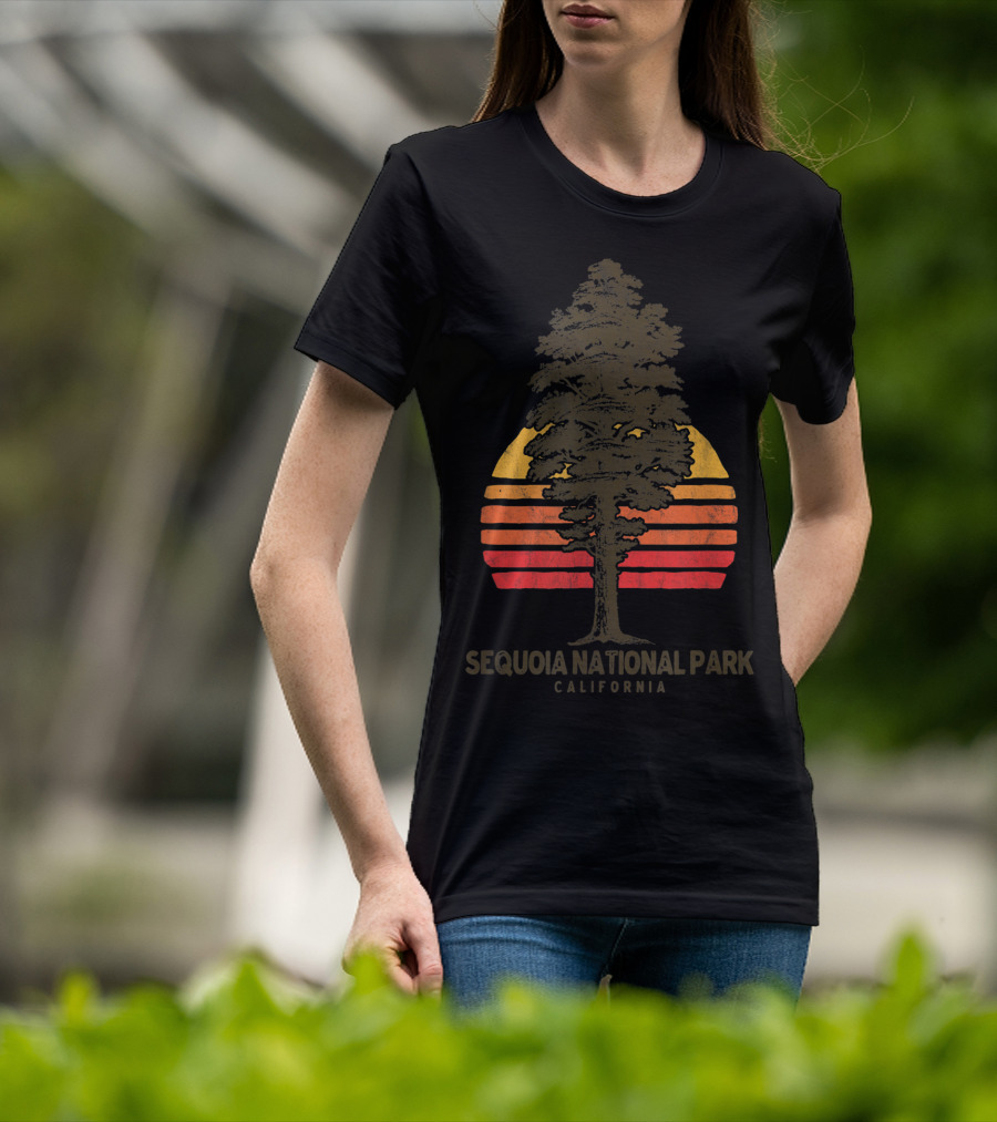 Sequoia National Park California Tree Sunset Retro Vintage Minimalist T-Shirt