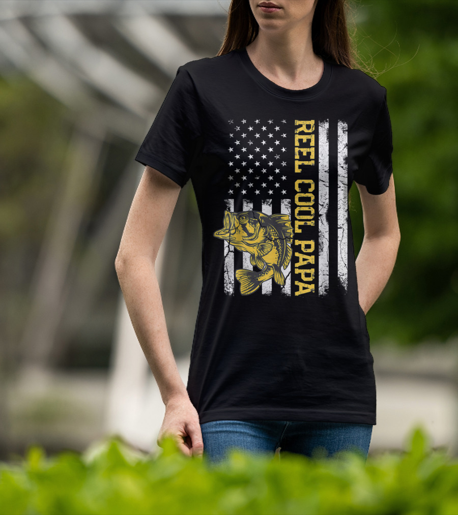 Father's Day Fishing Reel Cool Papa American Flag Bass T-Shirt