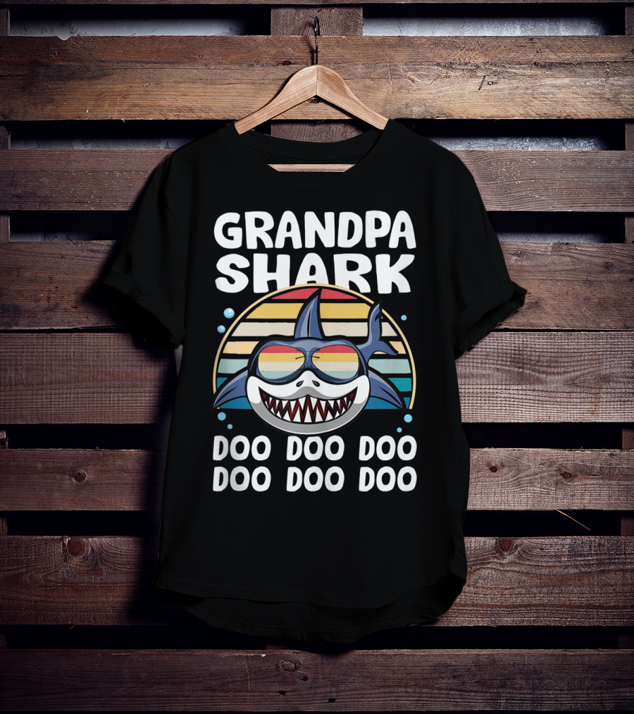Grandpa Shark Doo Doo Doo Retro Style With Sunglasses T-Shirt