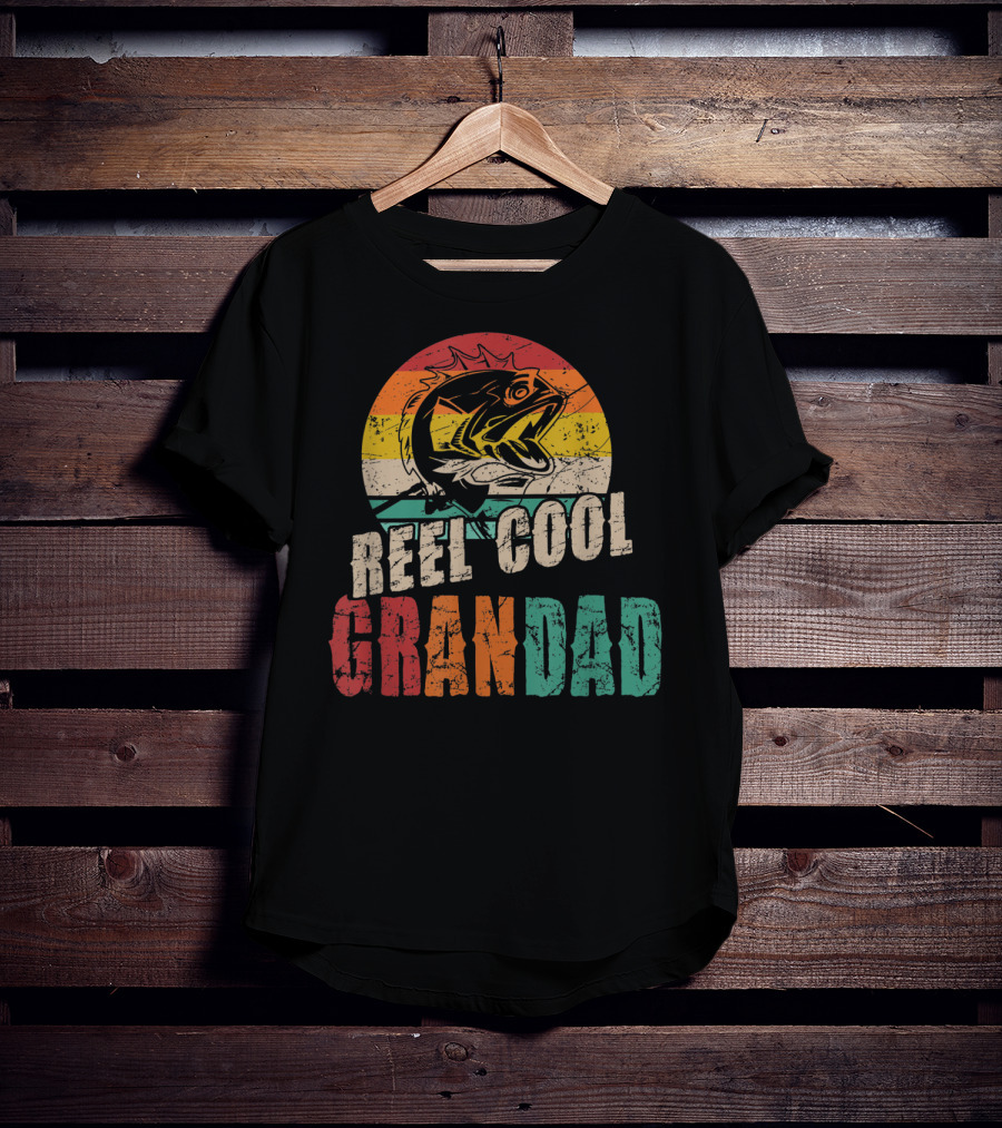 Reel Cool Grandad Vintage Fisherman Retro Fishing Sunset T-Shirt