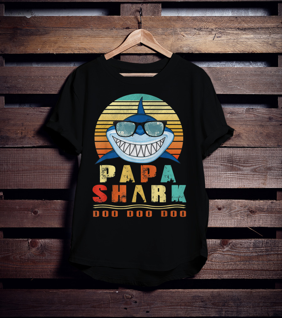 Papa Shark Doo Doo Doo Cool Sunglasses Retro Sunset Vibe T-Shirt