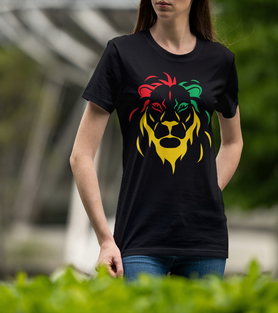Rastafari Reggae Lion Head In Rasta Colors T-Shirt