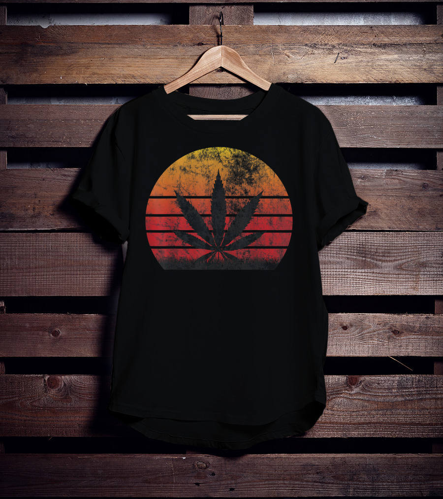 Sunset Grunge Cannabis Leaf Vintage Weed T-Shirt