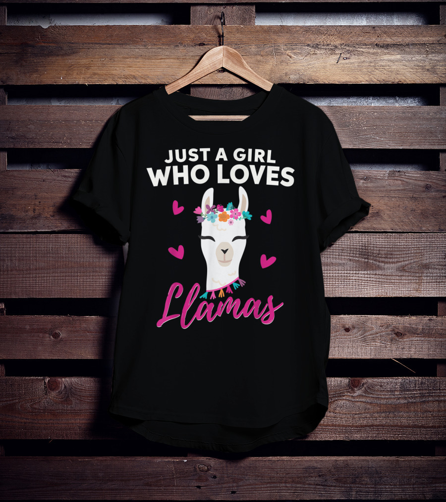 Just A Girl Who Loves Llamas With Heart Love Motif T-Shirt