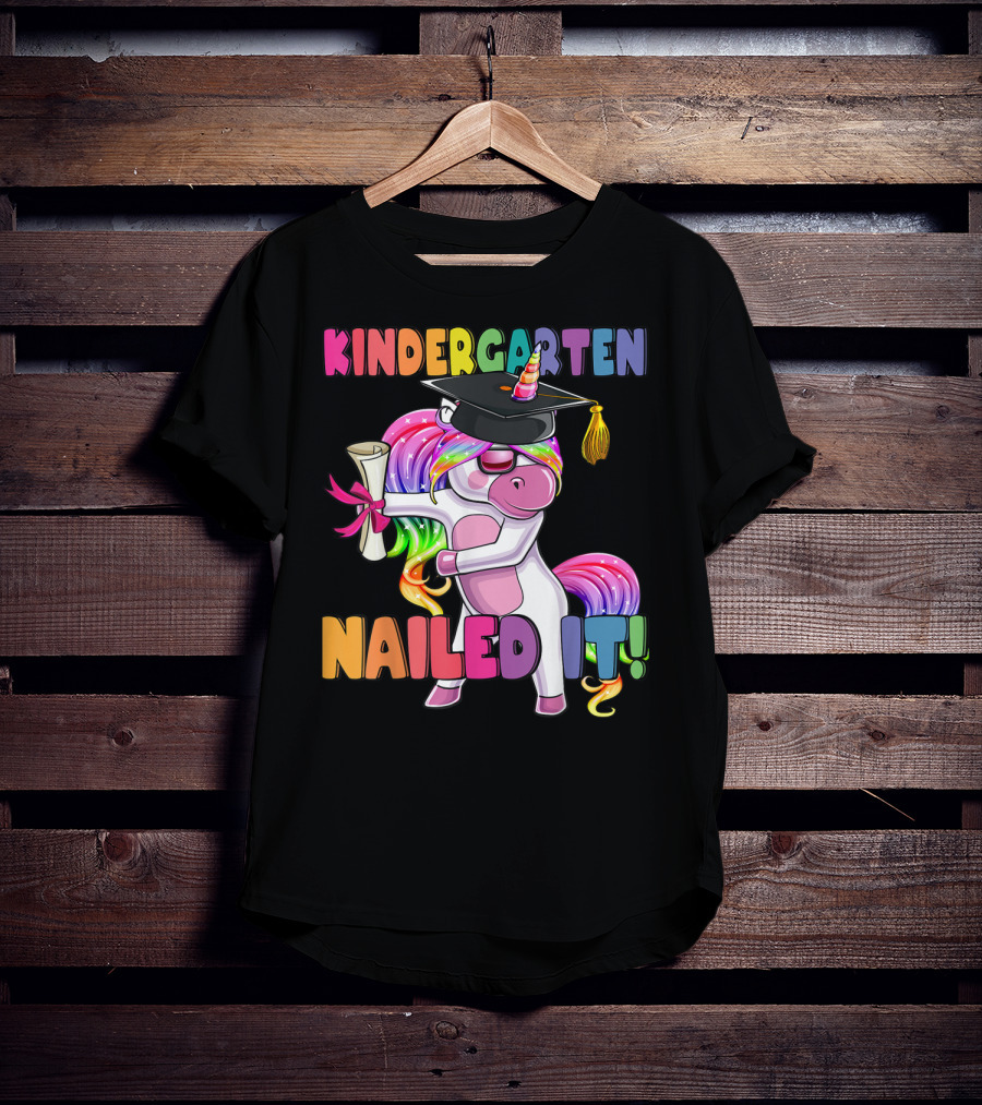 Kindergarten Nailed It Flossing Unicorn Graduation T-Shirt
