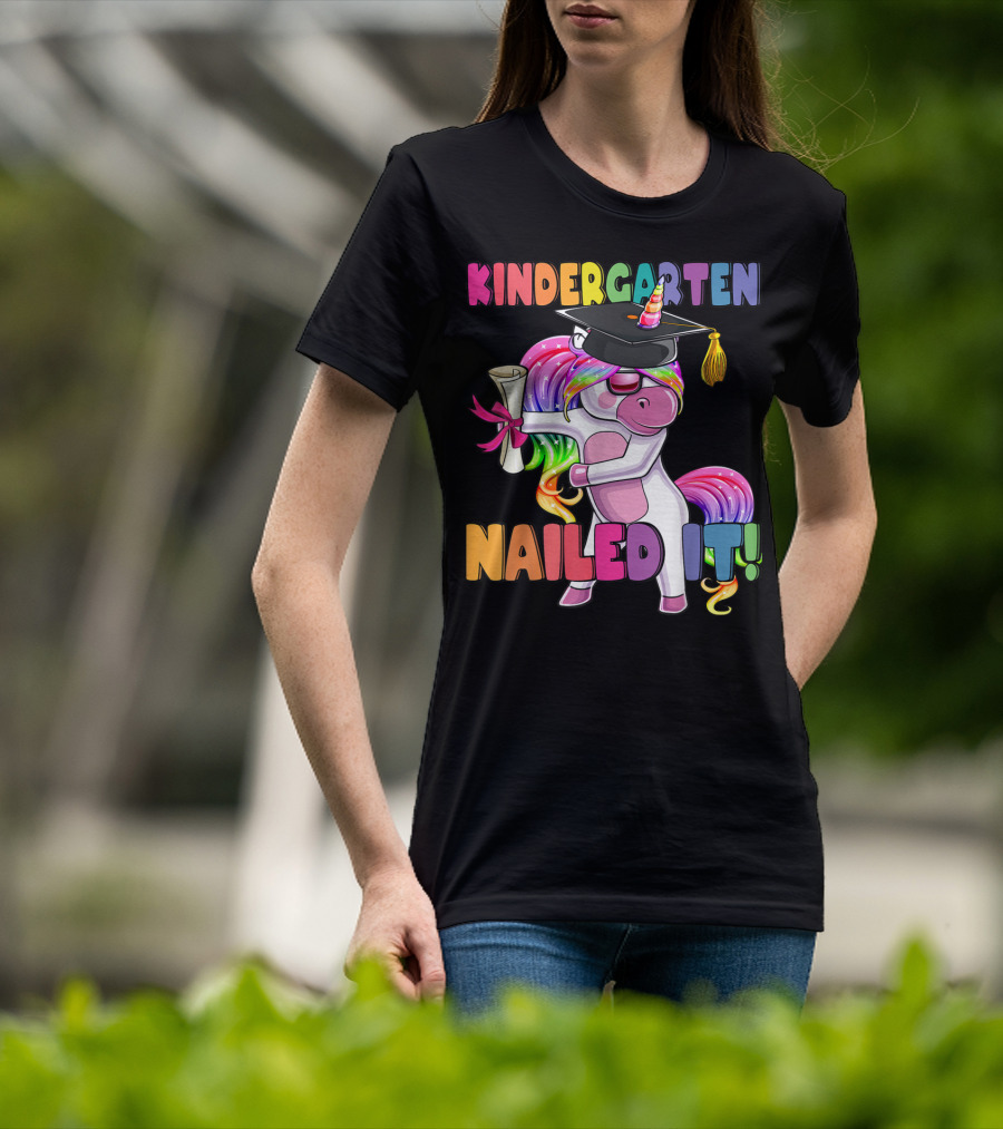 Kindergarten Nailed It Flossing Unicorn Graduation T-Shirt