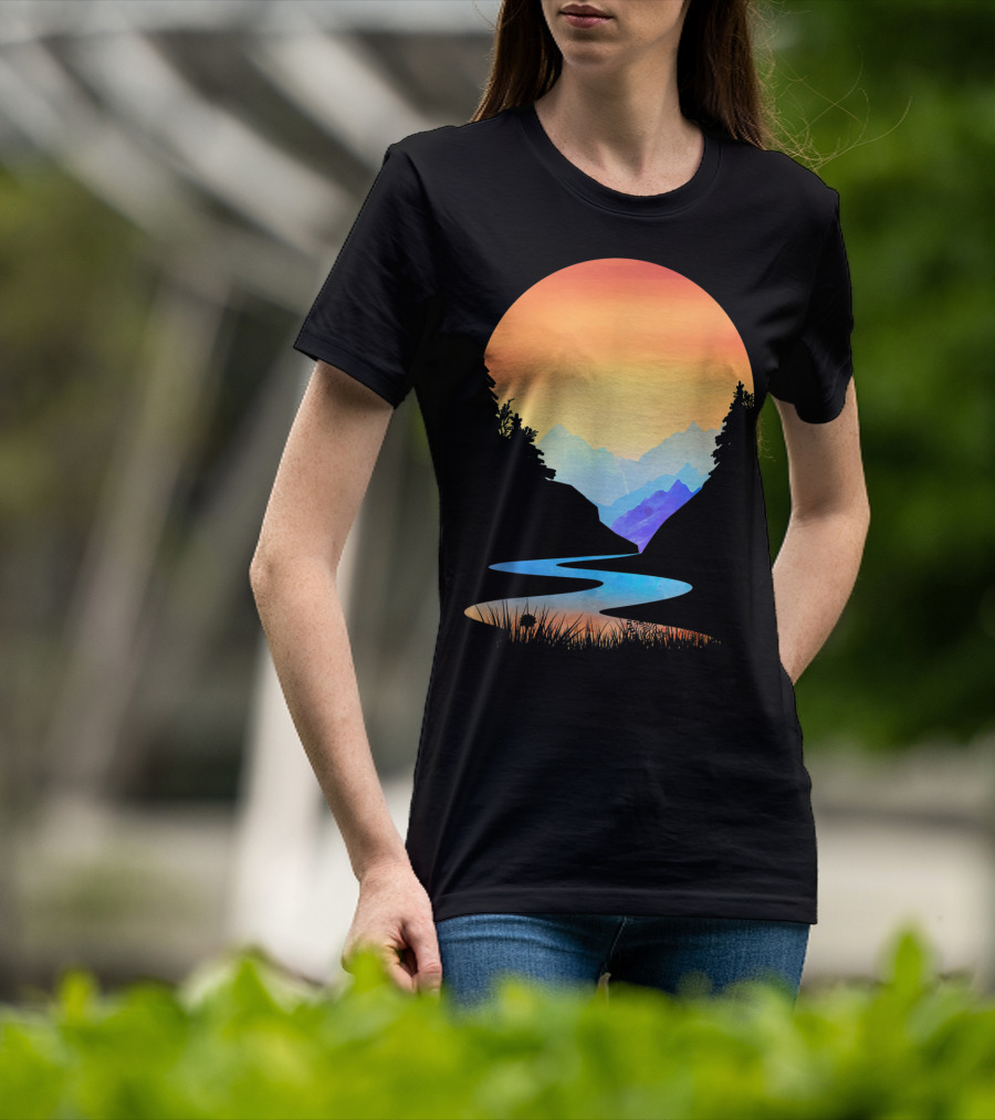 Outdoor Sunset Vintage Style Mountains Sun Nature River Landscape T-Shirt