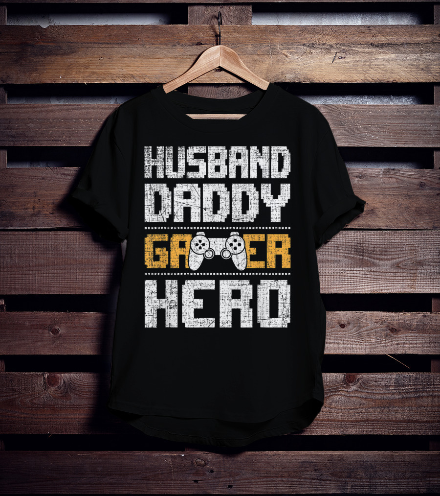 Husband Daddy Gamer Hero With Gaming Controller T-Shirt