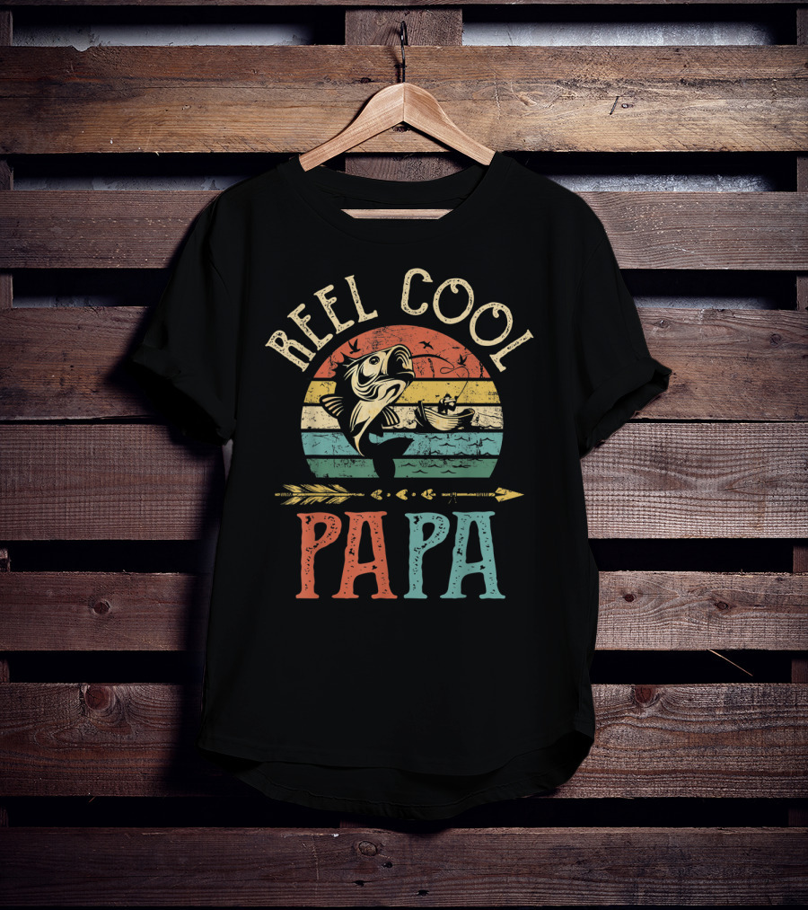 Reel Cool Papa Vintage Fisherman Retro Striped T-Shirt