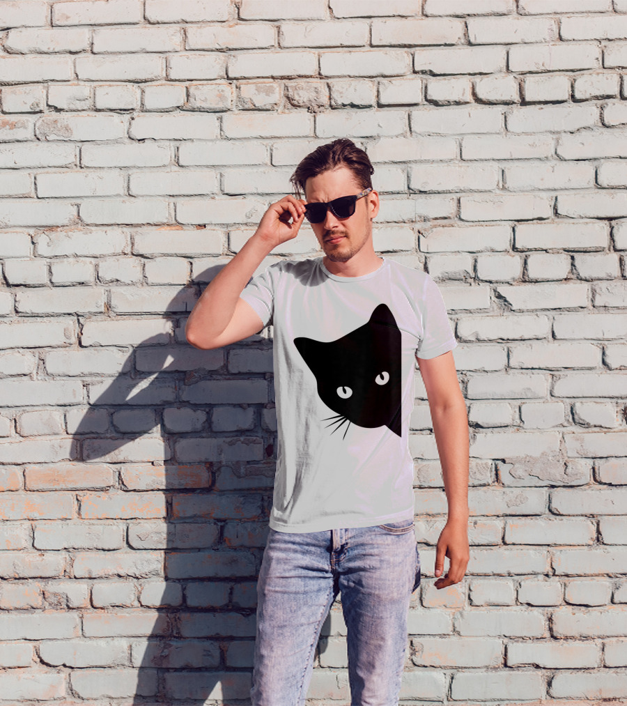 Cat Lover Ladies Spy Cat Hidden Peeking Cat T-Shirt