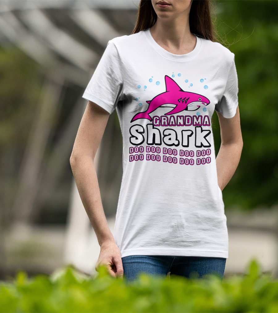 Grandma Shark Doo Doo Doo Doo Doo Doo Doo Doo Doo Doo Doo Doo T-Shirt