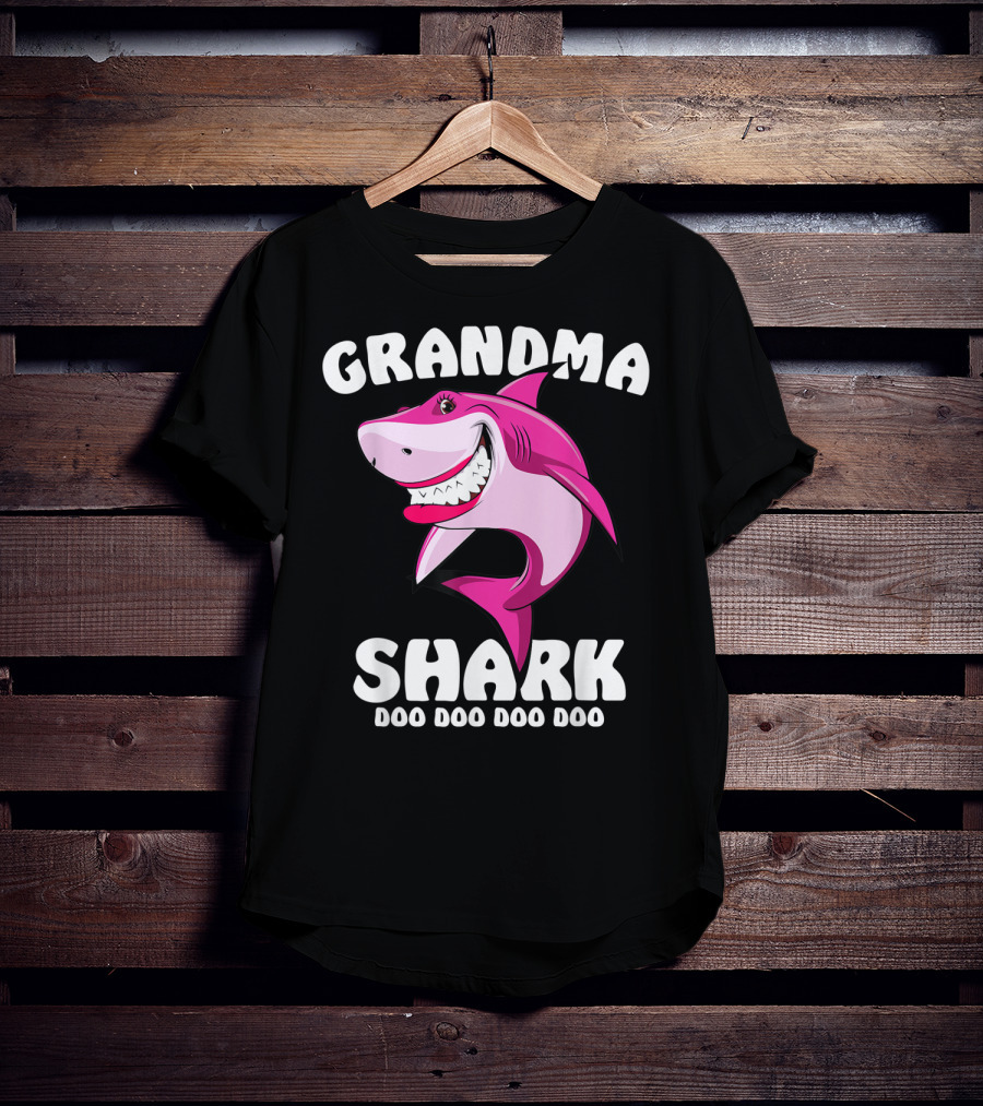 Grandma Shark Doo Doo Doo Doo Matching Family Shark T-Shirt
