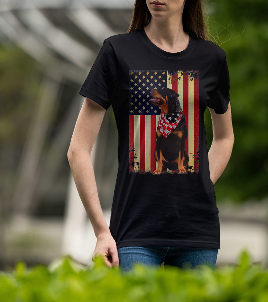 Rottweiler Smile American Flag Patriotic Independence T-Shirt