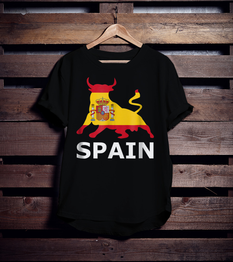 Spain Bull With Spanish Flag Crest T-Shirt
