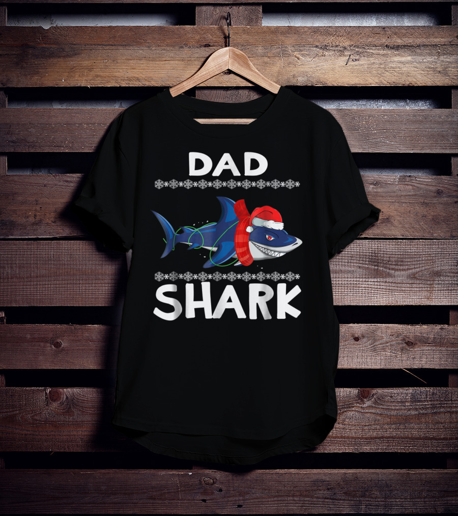 Dad Shark Christmas Family Santa Hat Snowflakes T-Shirt