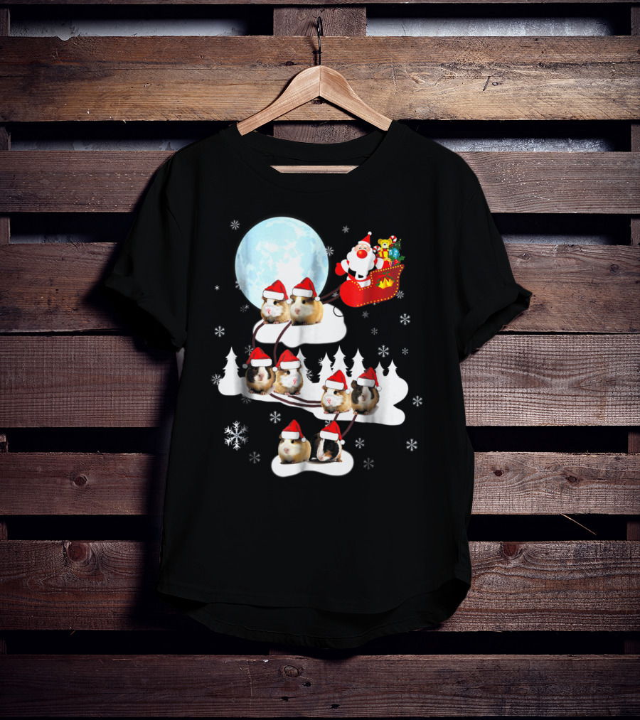 Santa Sleigh With Christmas Guinea Pigs And Snowflakes T-Shirt