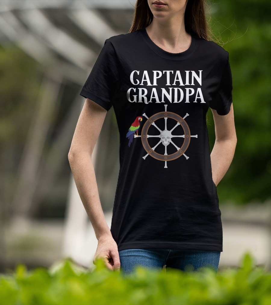 Captain Grandpa Parrot Skull Ship Wheel T-Shirt