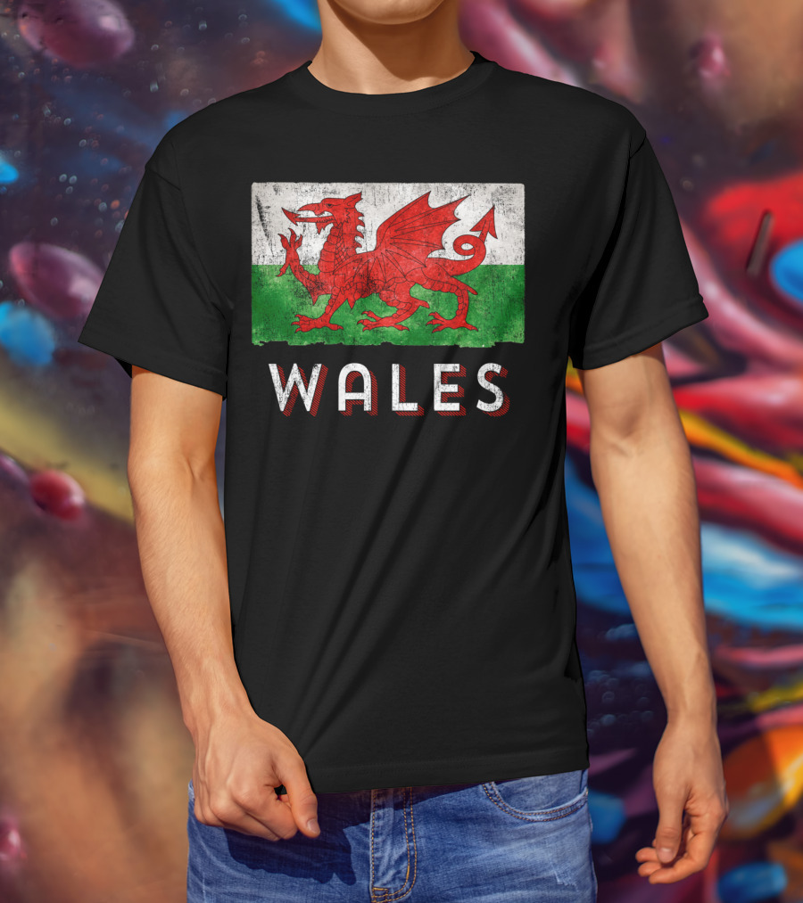 Wales Cymru Rugby Welsh Red Dragon Green Flag T-Shirt