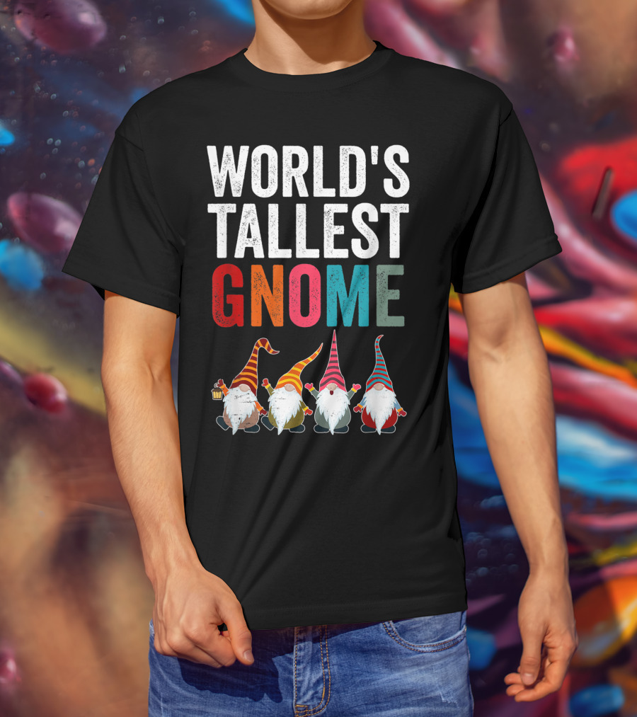 World's Tallest Gnome Christmas Lovers Funny Gnomes T-Shirt