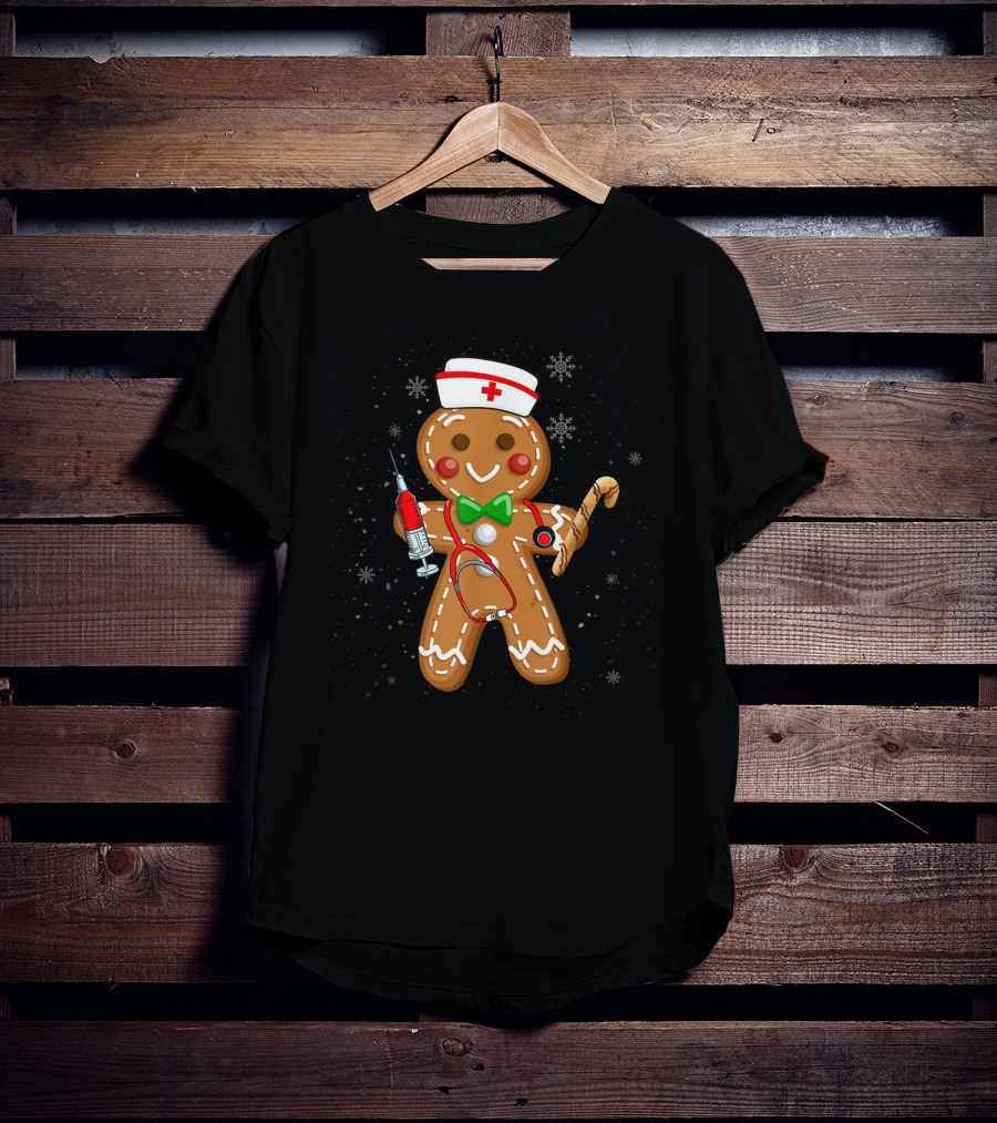 Gingerbread Nurse With Syringe And Stethoscope Christmas Holiday Fun T-Shirt