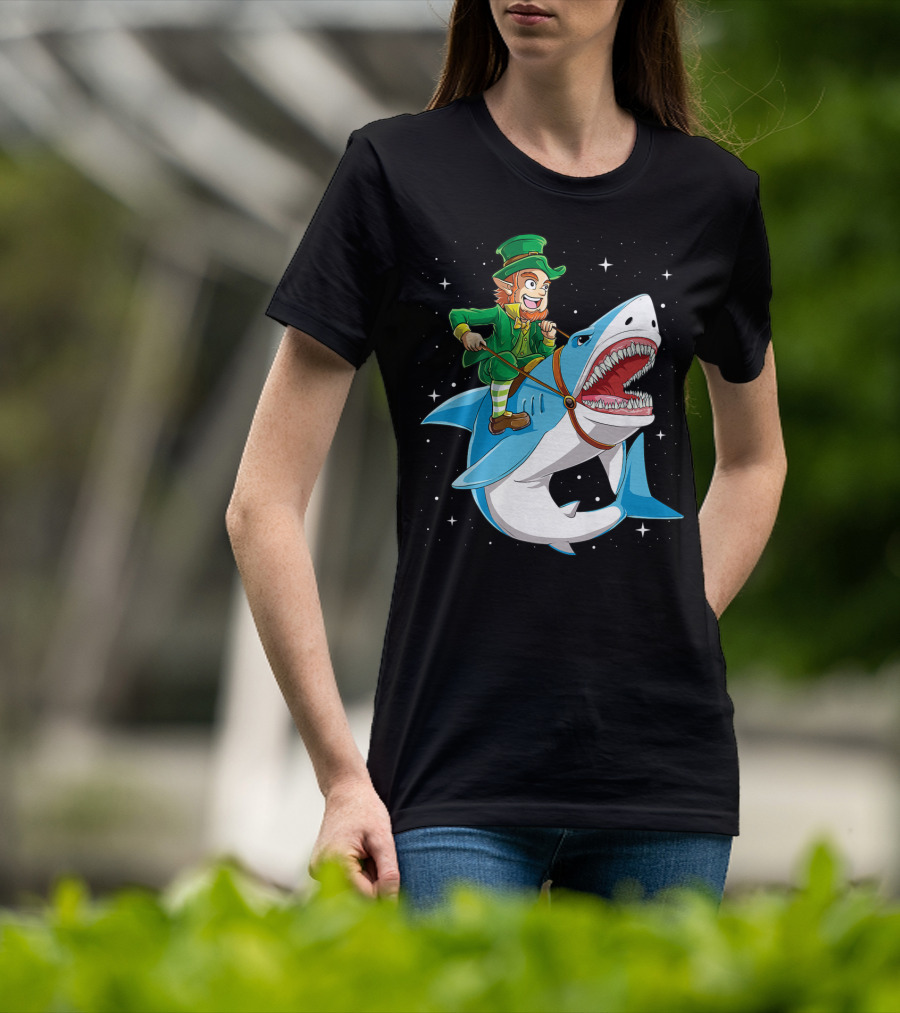 Leprechaun Riding Shark Happy St Patricks Day Fun Boys Adventure T-Shirt